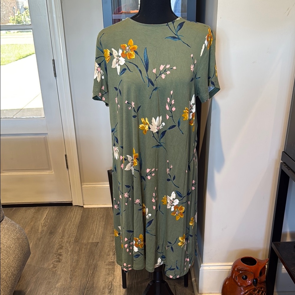 Women’s Old Navy Floral Green Short Sleeve Dress